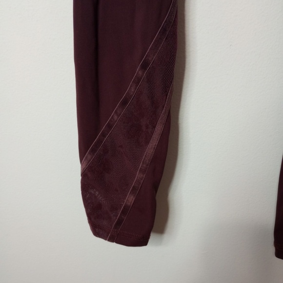 Lululemon Wunder Under High-Rise Tight Flocked 28” – Dark Adobe | Size 4 - Picture 4 of 6